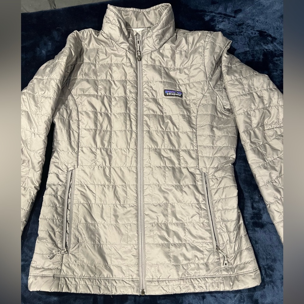 Women’s Patagonia nano puff size medium